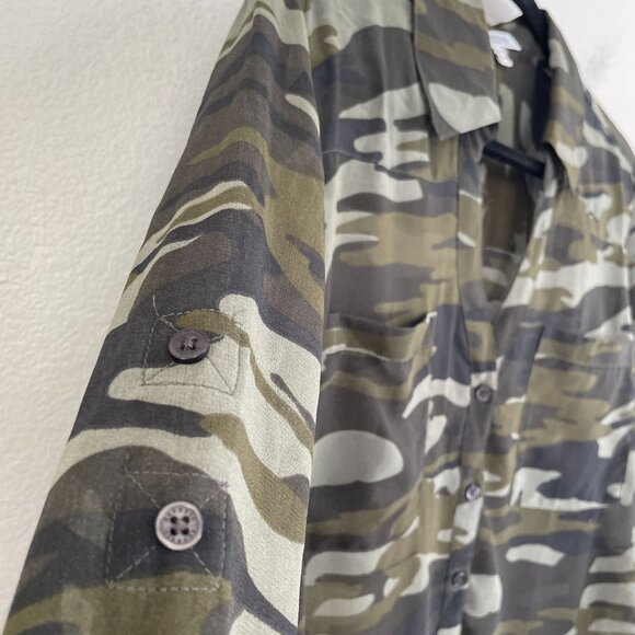 Express Portofino Shirt Womens Large Camo Button Up Sheer Roll Tab Sleeve Blouse - Picture 7 of 8